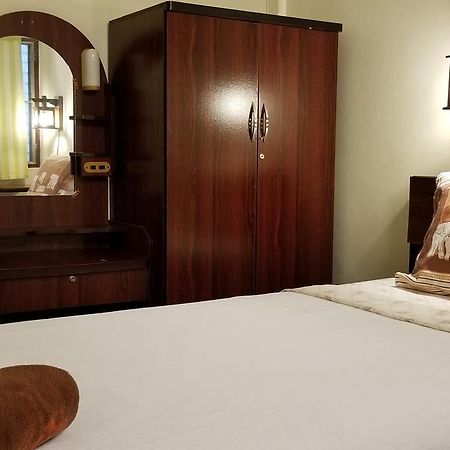 Siriwan Guesthouse Chiang Mai Exterior photo